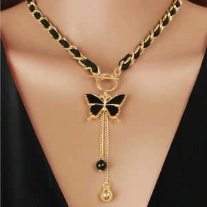 NWT Gold & Black Butterfly Pendant Necklace 🖤🦋✨